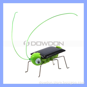 Novel Trick Toy Movable Plastic Solar Locust Grasshopper
